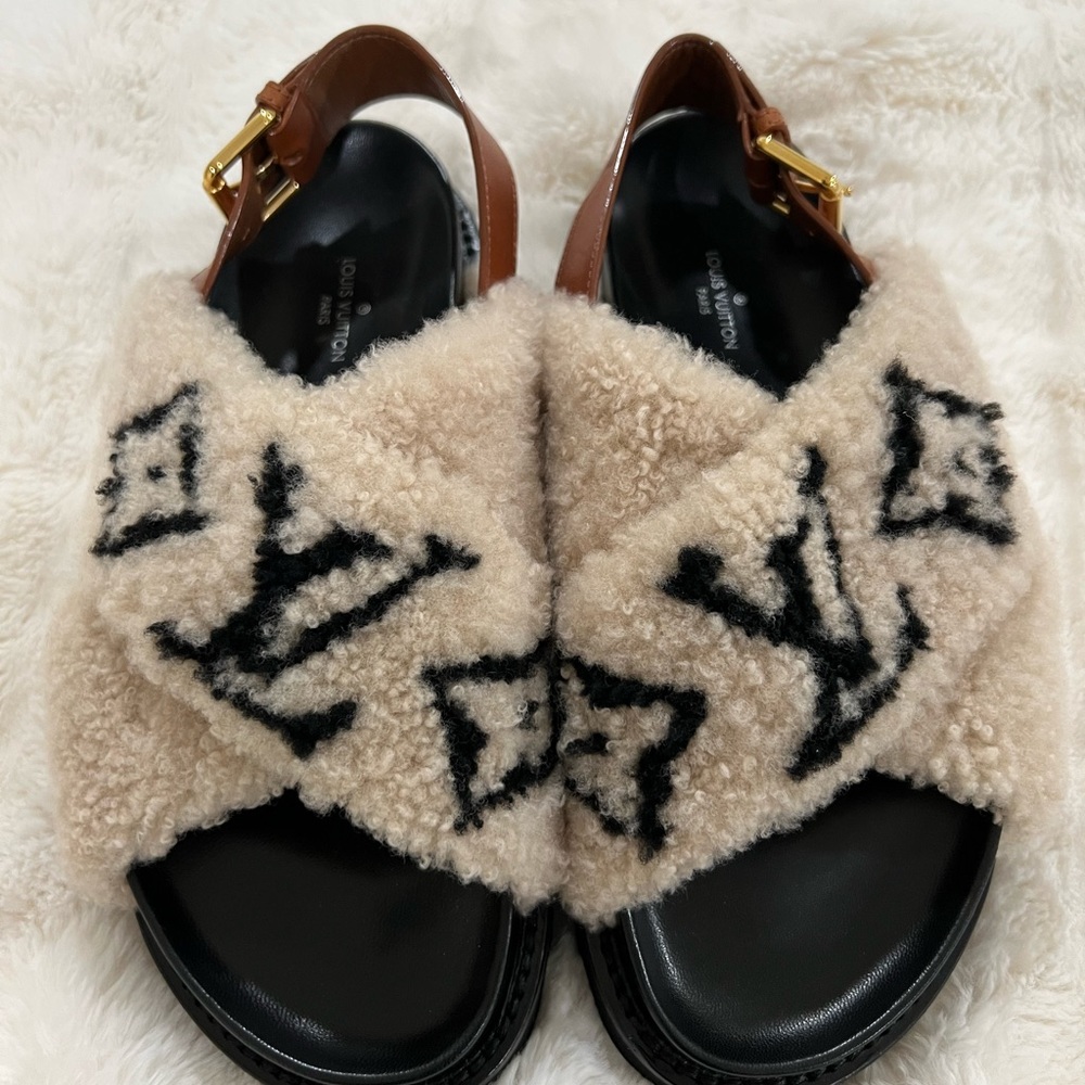 Louis Vuitton PASEO FLAT COMFORT SANDAL EU 38 US Size 8 - Picture 7 of 16